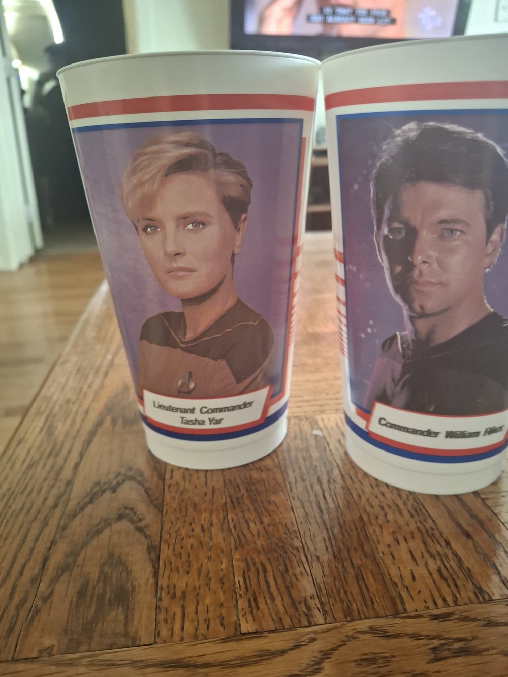 Star Trek The Next Generation Character Collectible Plastic Rare Cups - Set of 5 - Picture 6 of 9